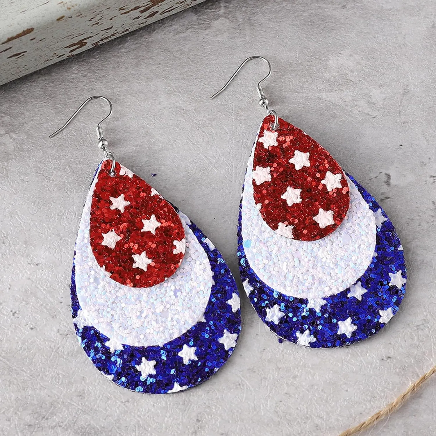 Nanafast American Flag Earrings for Women PU Leather 4th of July Dangle Earrings Patriotic USA Earrings Red White Blue Accessories